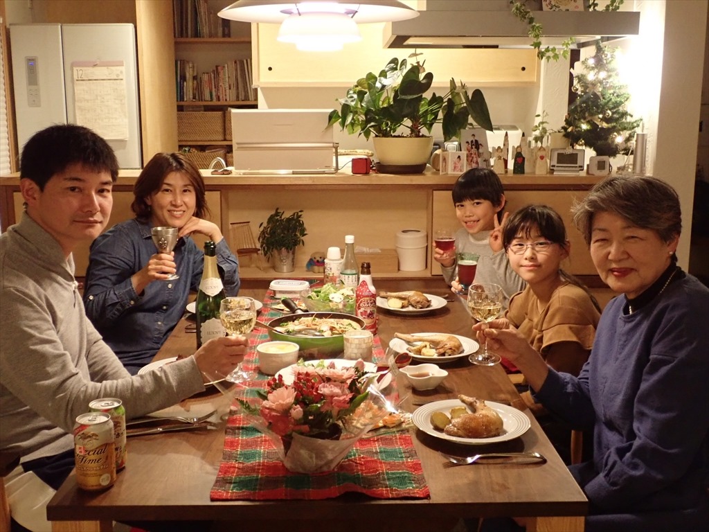 クリスマスパーティー 家づくりの傍らで